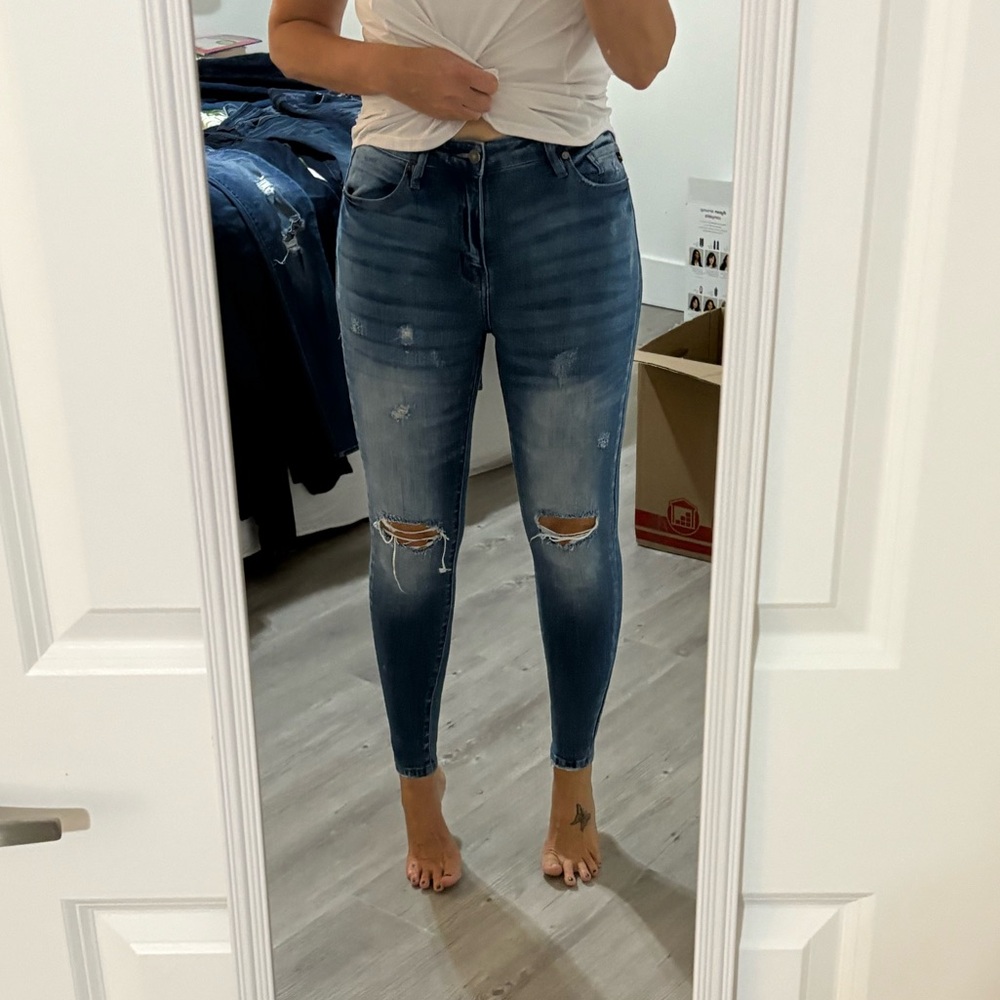 KanCan Distressed Blue Jeans